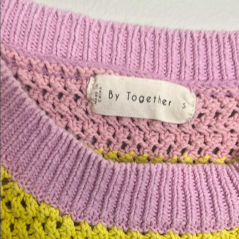 By Together Multicolor Knit Sleeveless Top - Picture 2 of 4